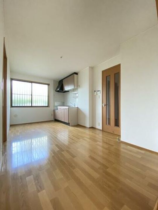 コーポ101清水東の居間