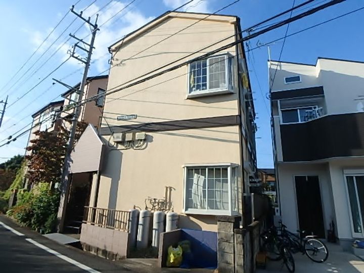 スパークルハイツの外観