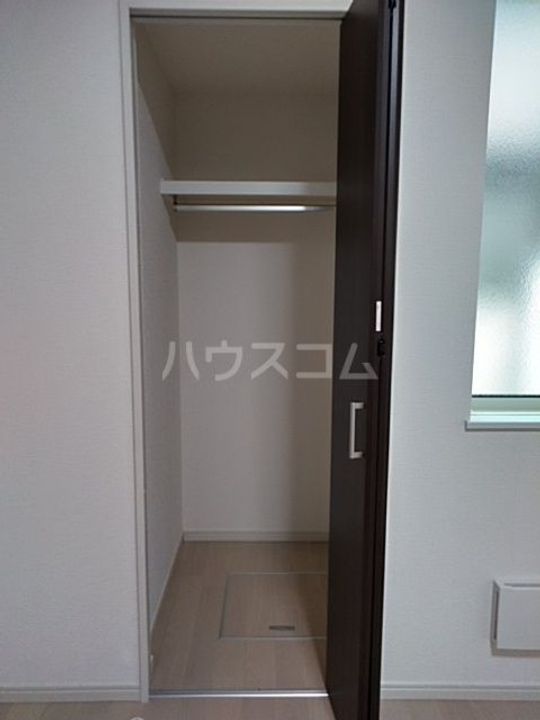 ファーストベイ一之江の内装