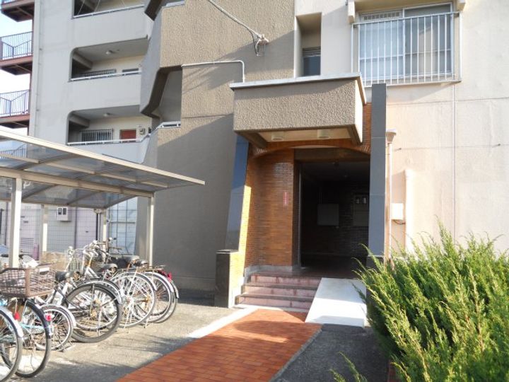 金沢ハイツの地図