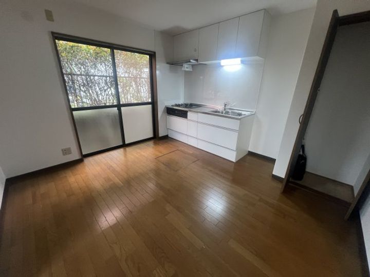 神奈川県川崎市宮前区東有馬5(一戸建)の賃貸物件の居間