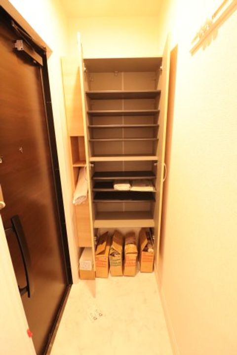 オークテラスの玄関