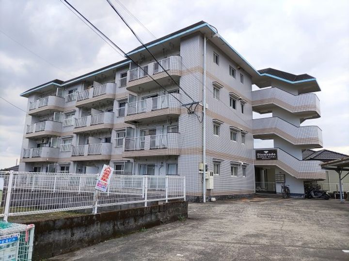 ダイヤモンドマンションの外観