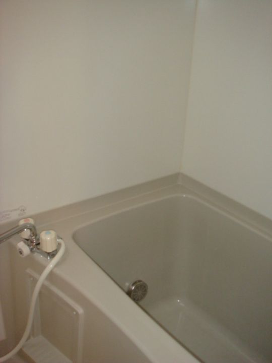 ソレジオ藤原の風呂