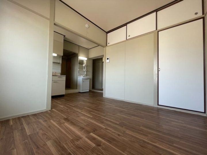 公社賃貸SMALIO 香里三井Bの居間