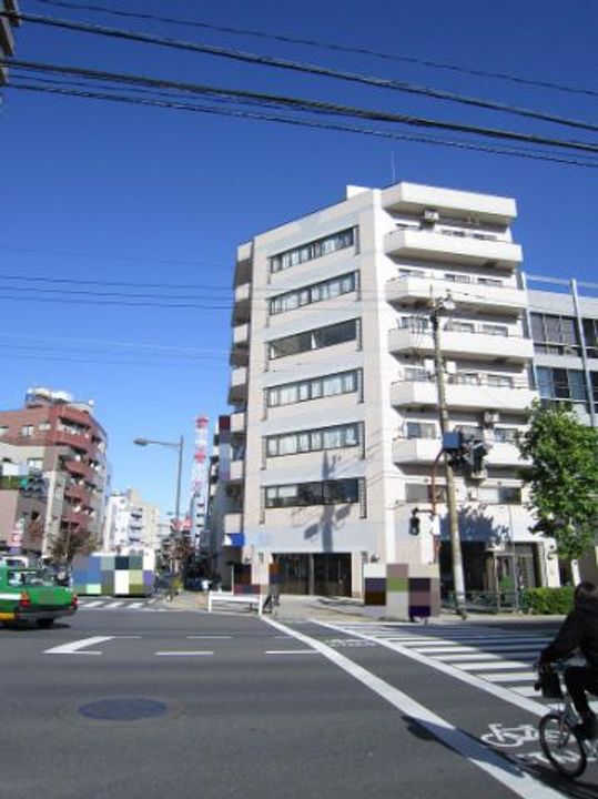 ロイヤルベルの外観