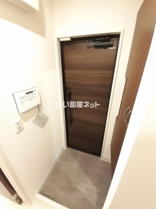 大阪府堺市北区中百舌鳥町2(アパート)の賃貸物件の玄関