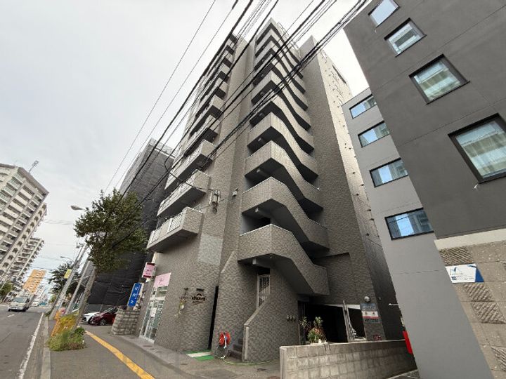 ラビエ円山の外観