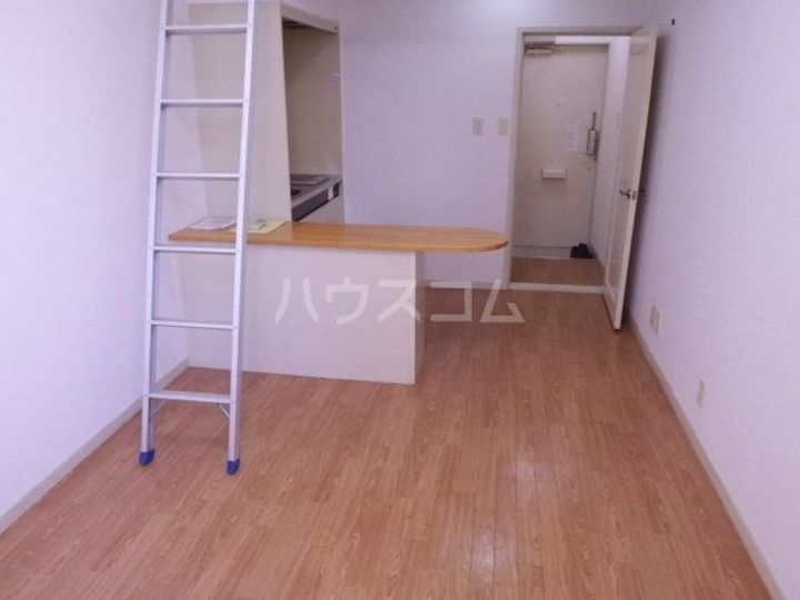 ベルピア北松戸1-1の居間