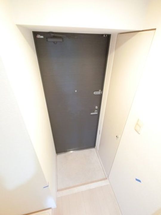千葉県千葉市稲毛区稲毛3(マンション)の賃貸物件の玄関