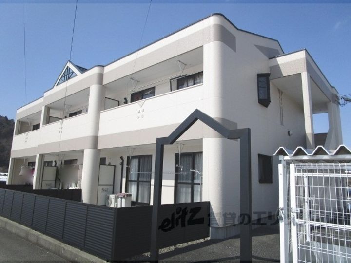 シャルマンの外観