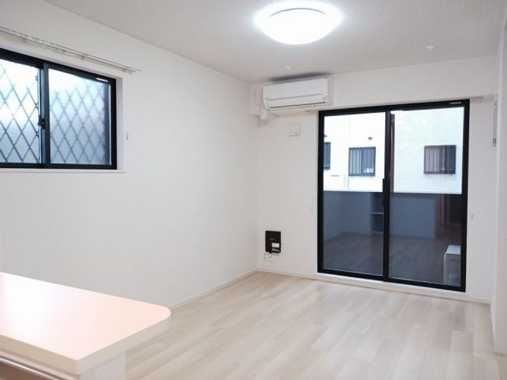 茨城県ひたちなか市大字足崎(アパート)の賃貸物件の居間