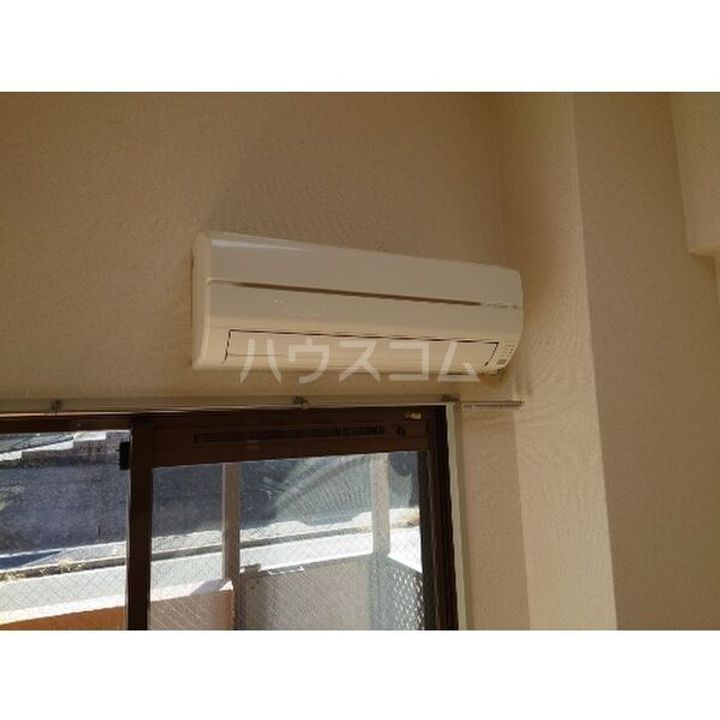 リヴァーサイド植田の内装