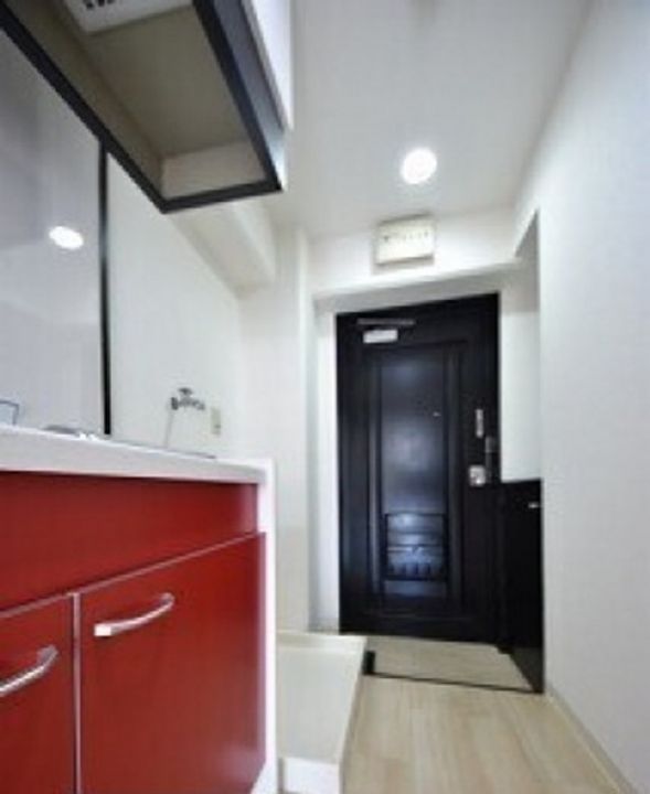 エクセレント大供の玄関