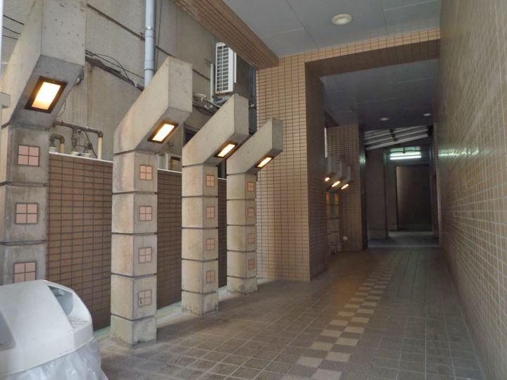日宝エミール西千石の地図