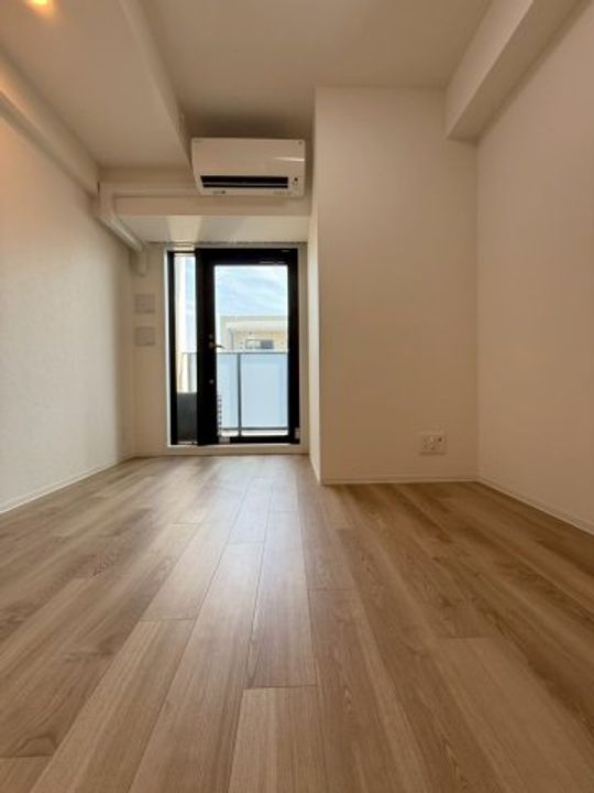 Metrosa谷町六丁目Northの居間