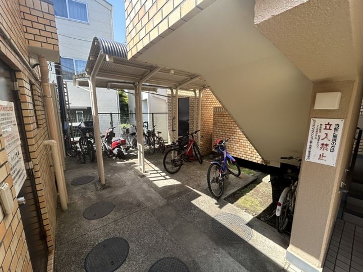 ライオンズマンション鶴ヶ峰第2の地図