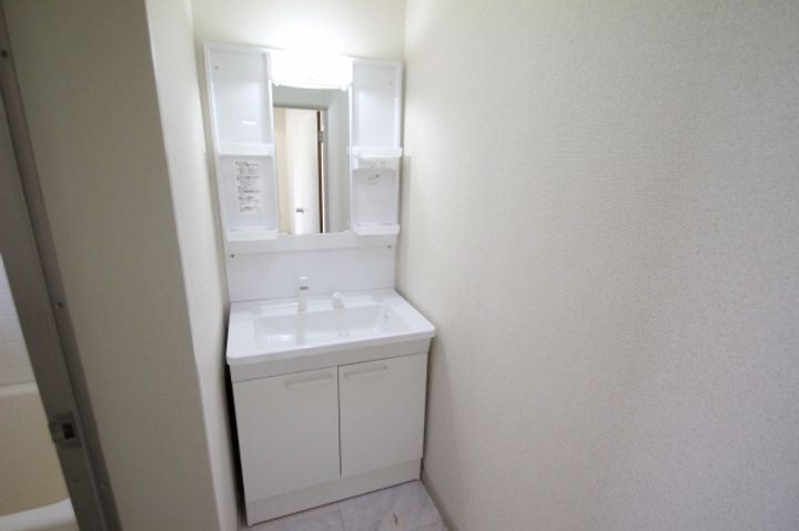 ハウゼ・レッツ・ビギン A棟の内装