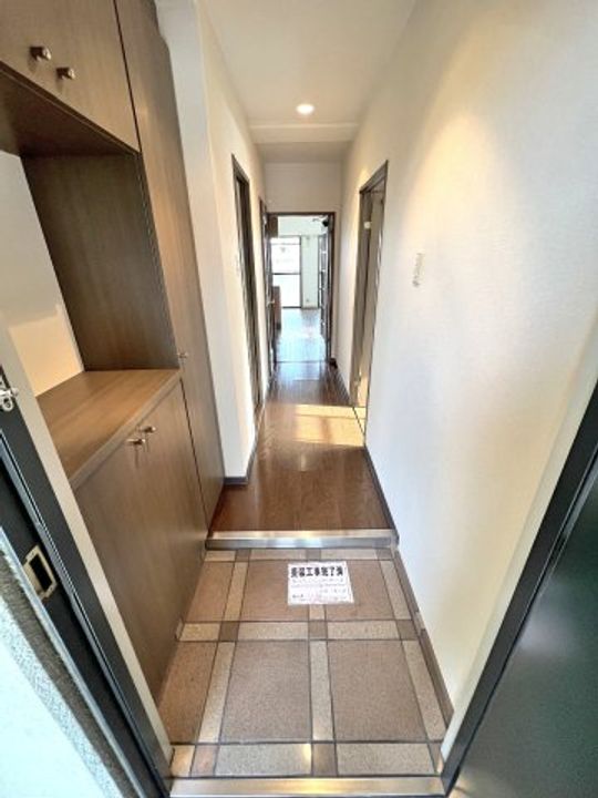 三宅アメニティサンズの玄関