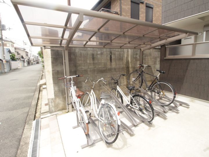 クリエオーレ巽南の地図