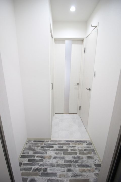 クリエオーレ巽南の玄関