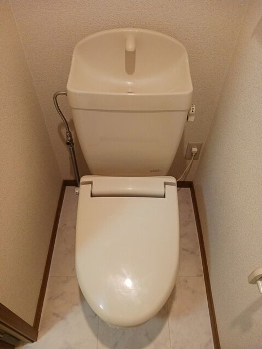 メゾンヒルズ IIIの内装