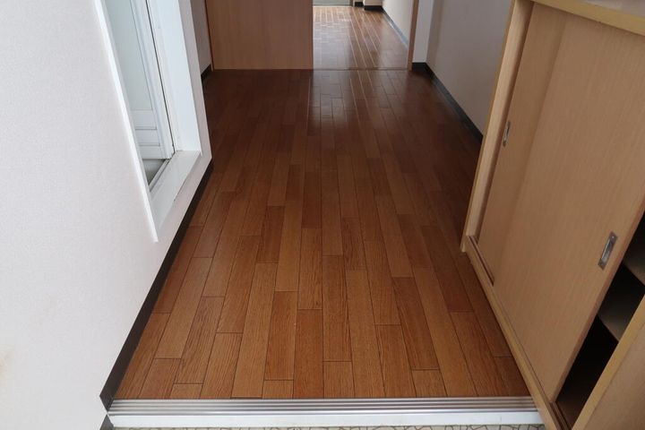 斉藤ビルの玄関