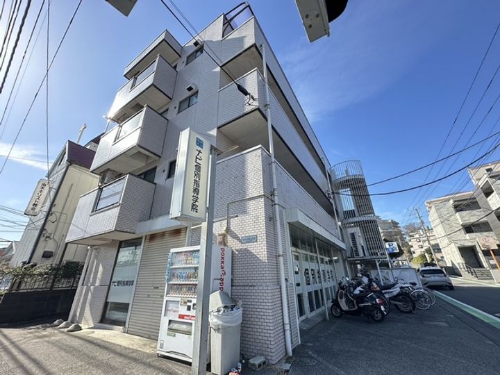 東京都八王子市松木(マンション)の賃貸物件の外観