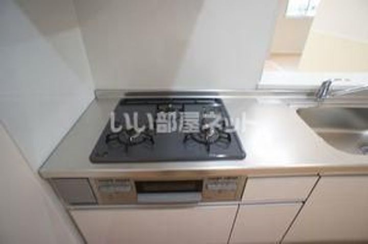 栃木県佐野市小中町(アパート)の賃貸物件のキッチン