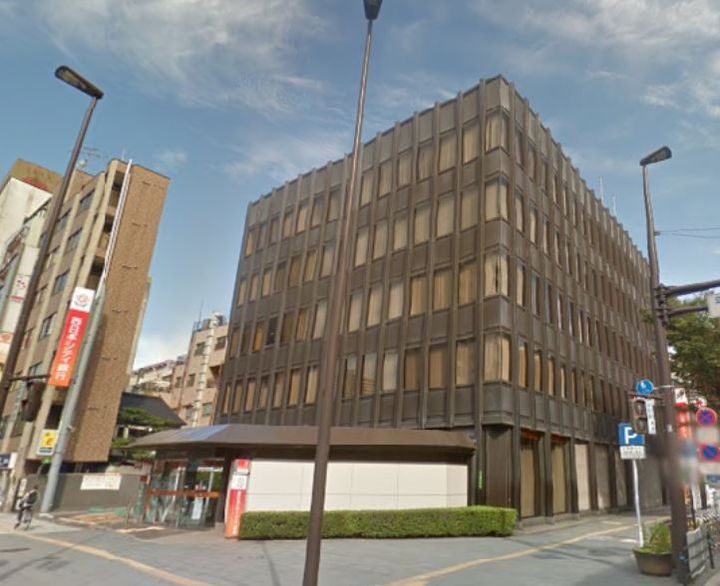 ロイヤルノースナインの周辺