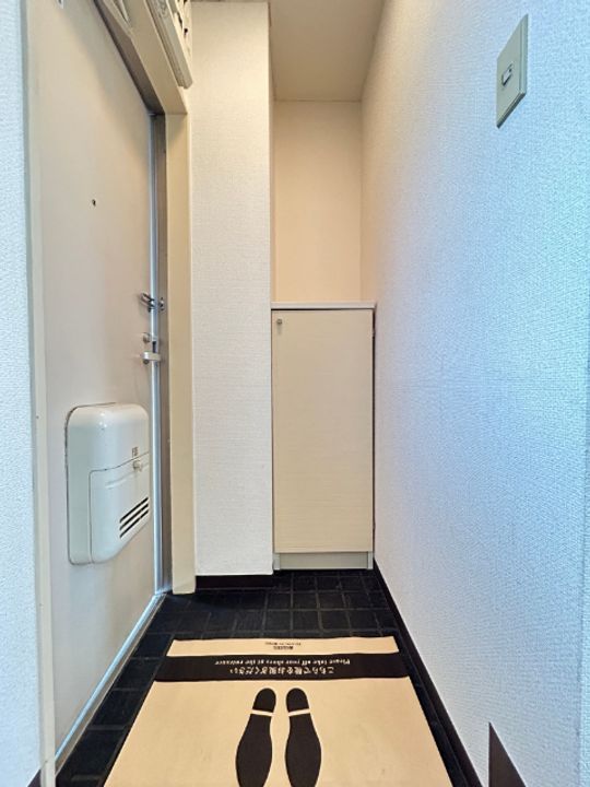 コスモス藤が丘の玄関