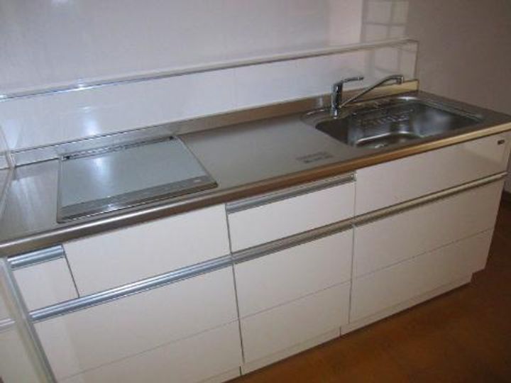 愛媛県宇和島市伊吹町(マンション)の賃貸物件のキッチン