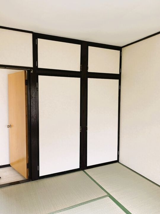 NSセブンの居間