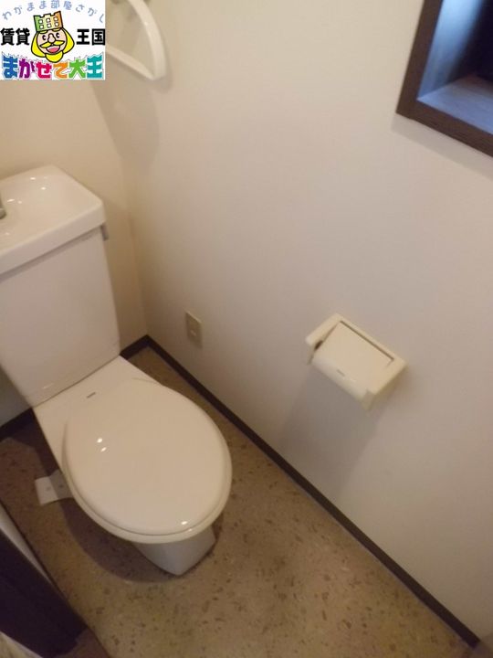 モンパルト万屋の内装