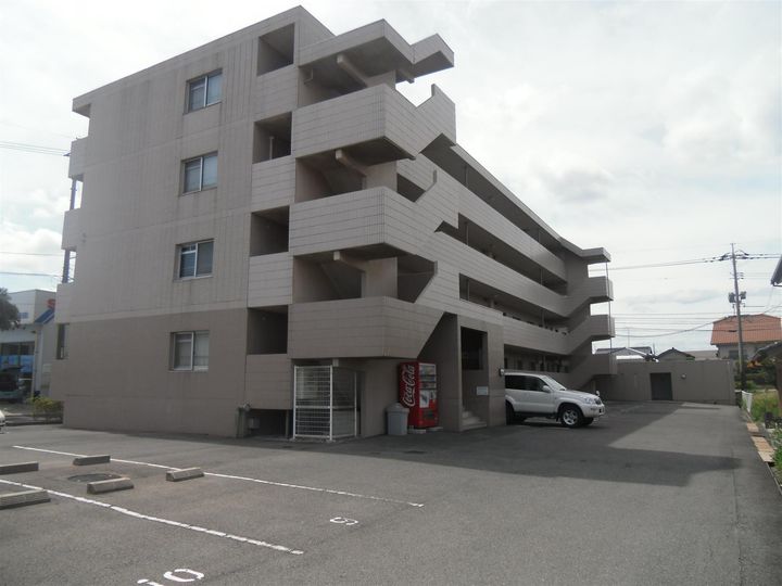 サンライズハイツの外観