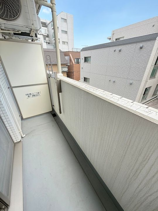 ティアラの内装