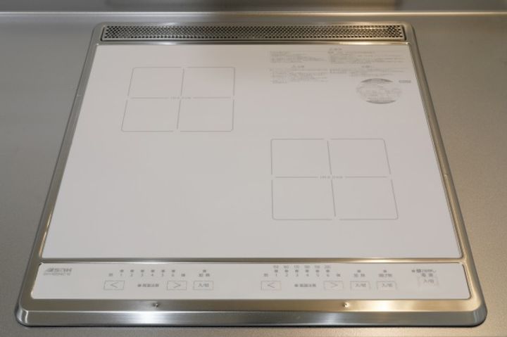 アルチザンの内装