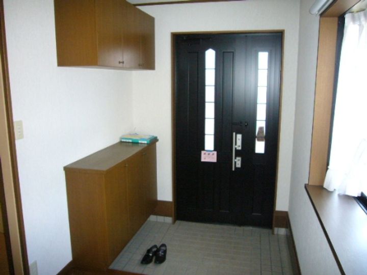 岡山県岡山市北区横井上(一戸建)の賃貸物件の玄関