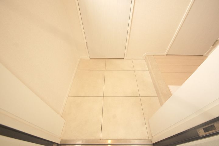 東京都大田区蒲田本町2(マンション)の賃貸物件の玄関