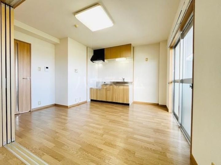 グレイスシャトー21の居間