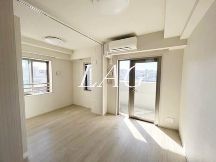 神奈川県川崎市多摩区登戸(マンション)の賃貸物件の居間