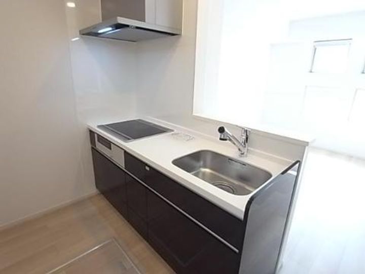 スペチアーレ クアットロのキッチン