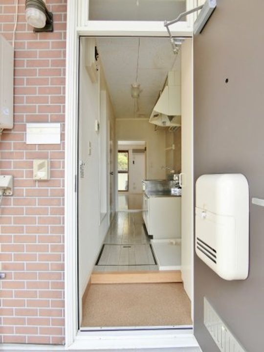 千葉県大網白里市金谷郷(アパート)の賃貸物件の玄関