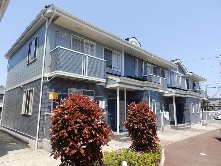 徳島県徳島市国府町和田字原淵の賃貸アパートの外観