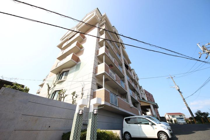 レイブリック若園の外観