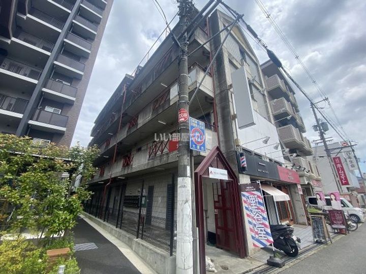 大阪府大東市錦町(マンション)の賃貸物件の外観