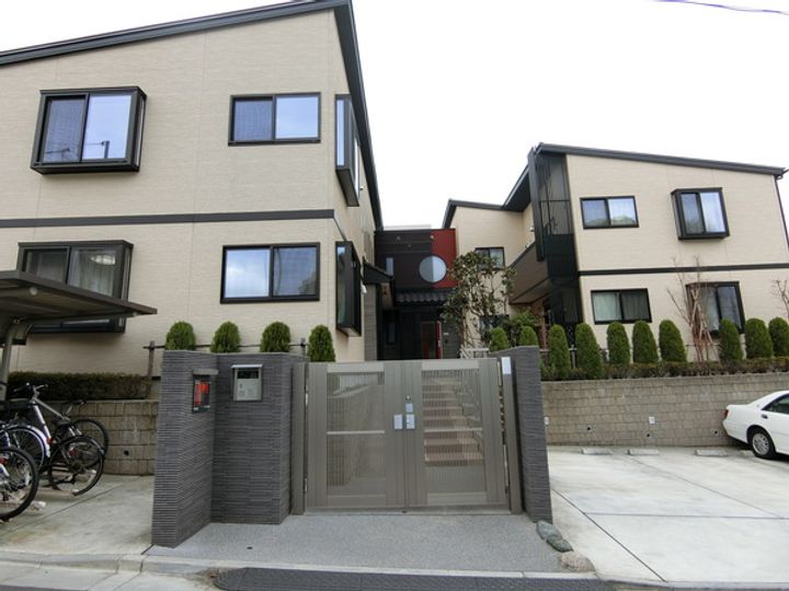 view court 六喜の外観