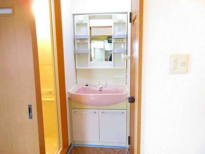 ドレスデン実相寺の内装