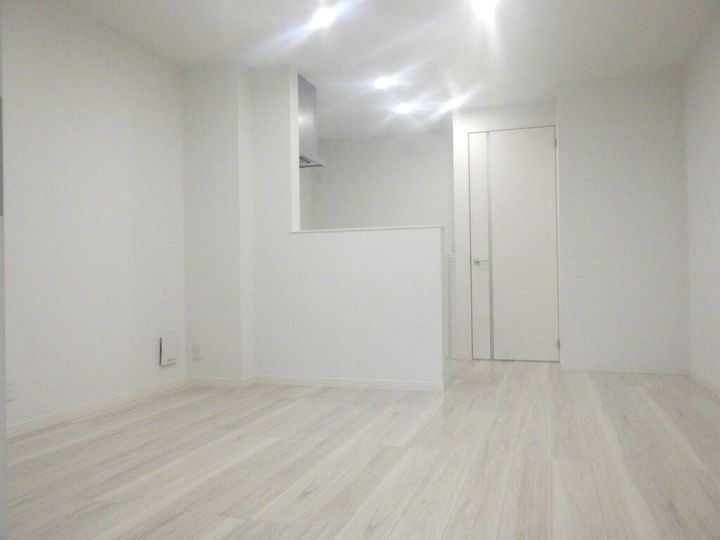 長崎6丁目新築マンションの居間