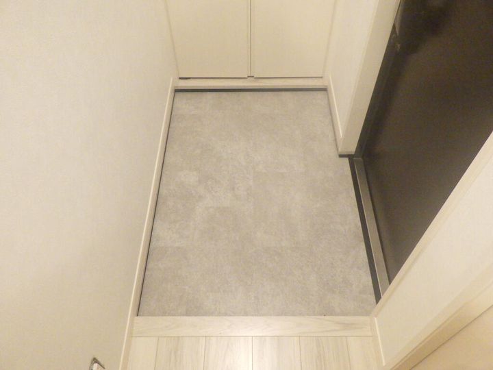 長崎6丁目新築マンションの玄関